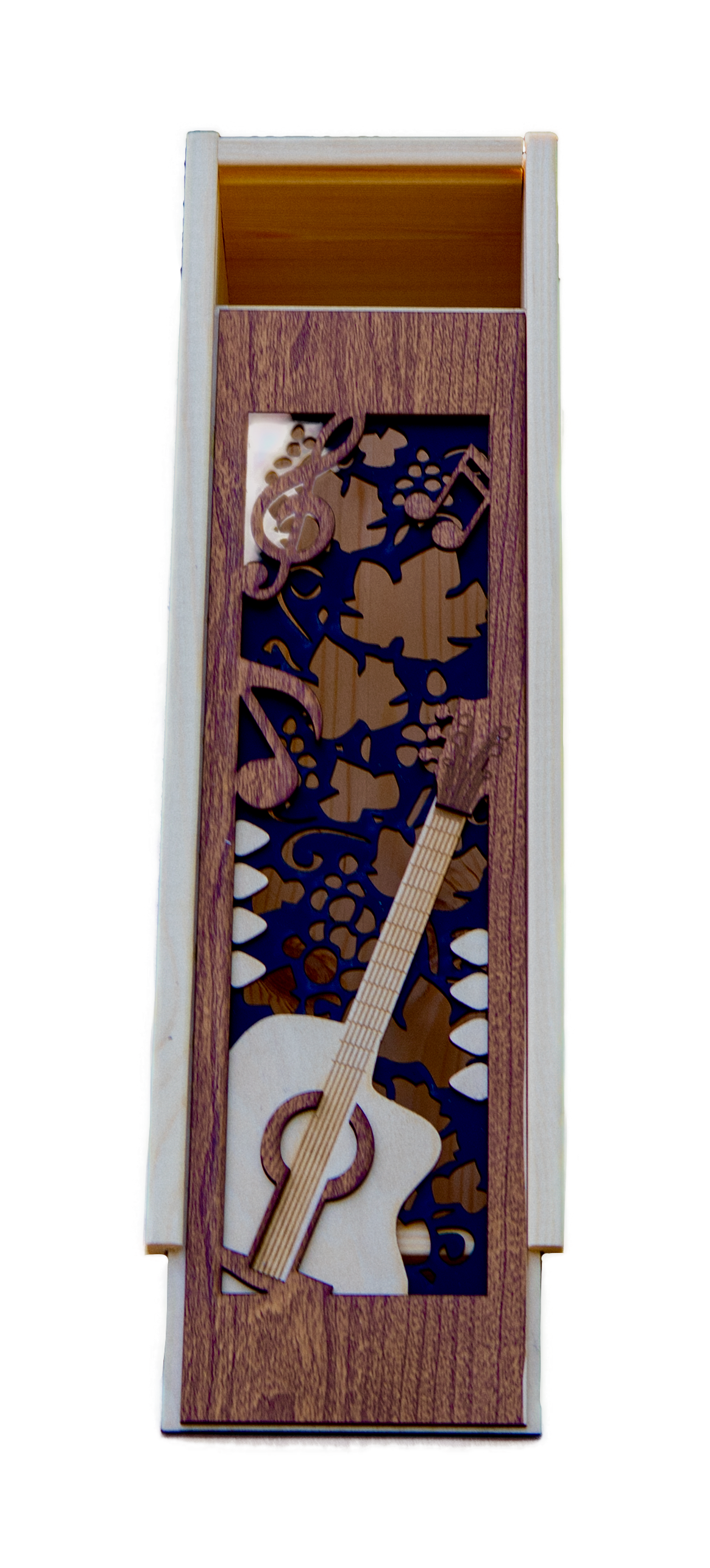 Wijnkistje met gitaar uitsnede